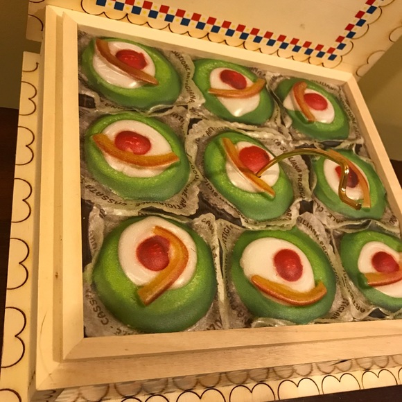 Dolce & Gabbana display - Picture 3 of 10